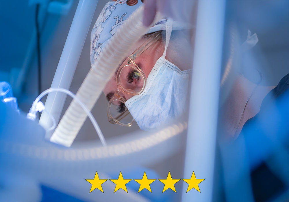 Hilde Bjærke under øyelokkoperasjon